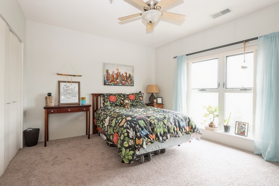 1222 Chicago Avenue, Unit 602 Evanston, IL 60202 - Photo 9 of 17