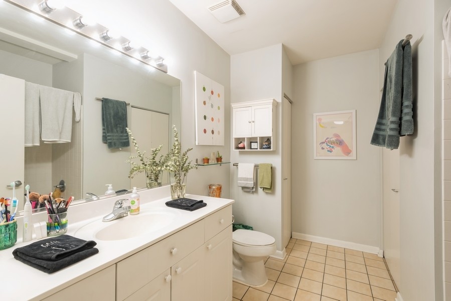 1222 Chicago Avenue, Unit 602 Evanston, IL 60202 - Photo 10 of 17