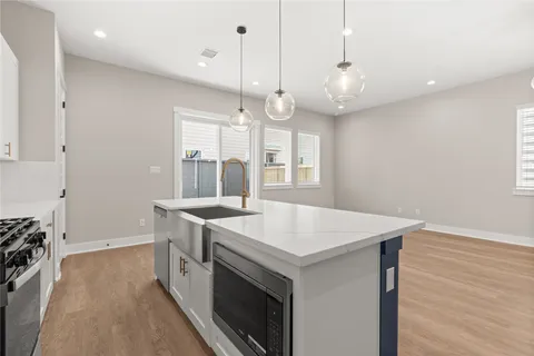 $694,800 | 5925-5927 Wheatley Street, Houston, TX 77091
