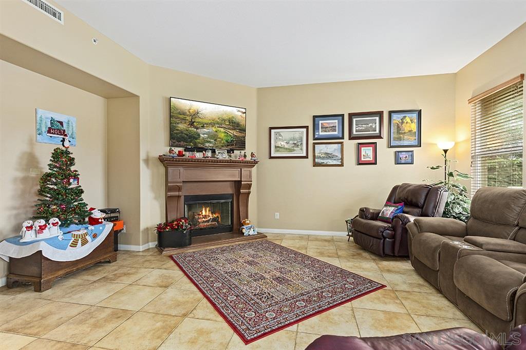 18940 Bold Ruler Way Yorba Linda, CA 92886 - Photo 5 of 24