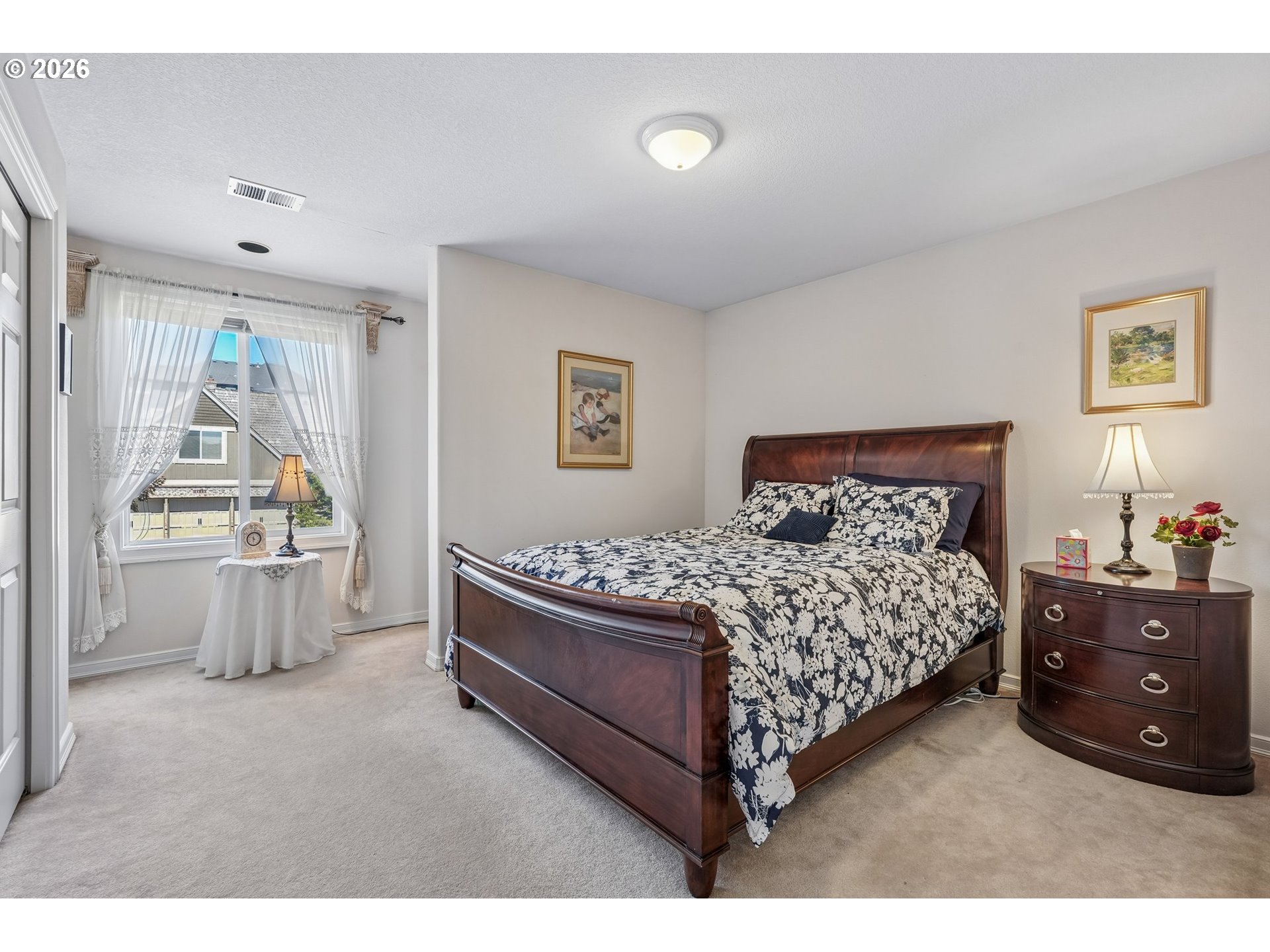 11904 Southwest Viewcrest Court Tigard, OR 97224 - Photo 23 of 47