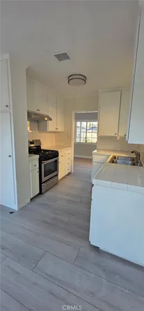 $3,850 | 17606 Bessemer Street, Encino, CA 91316