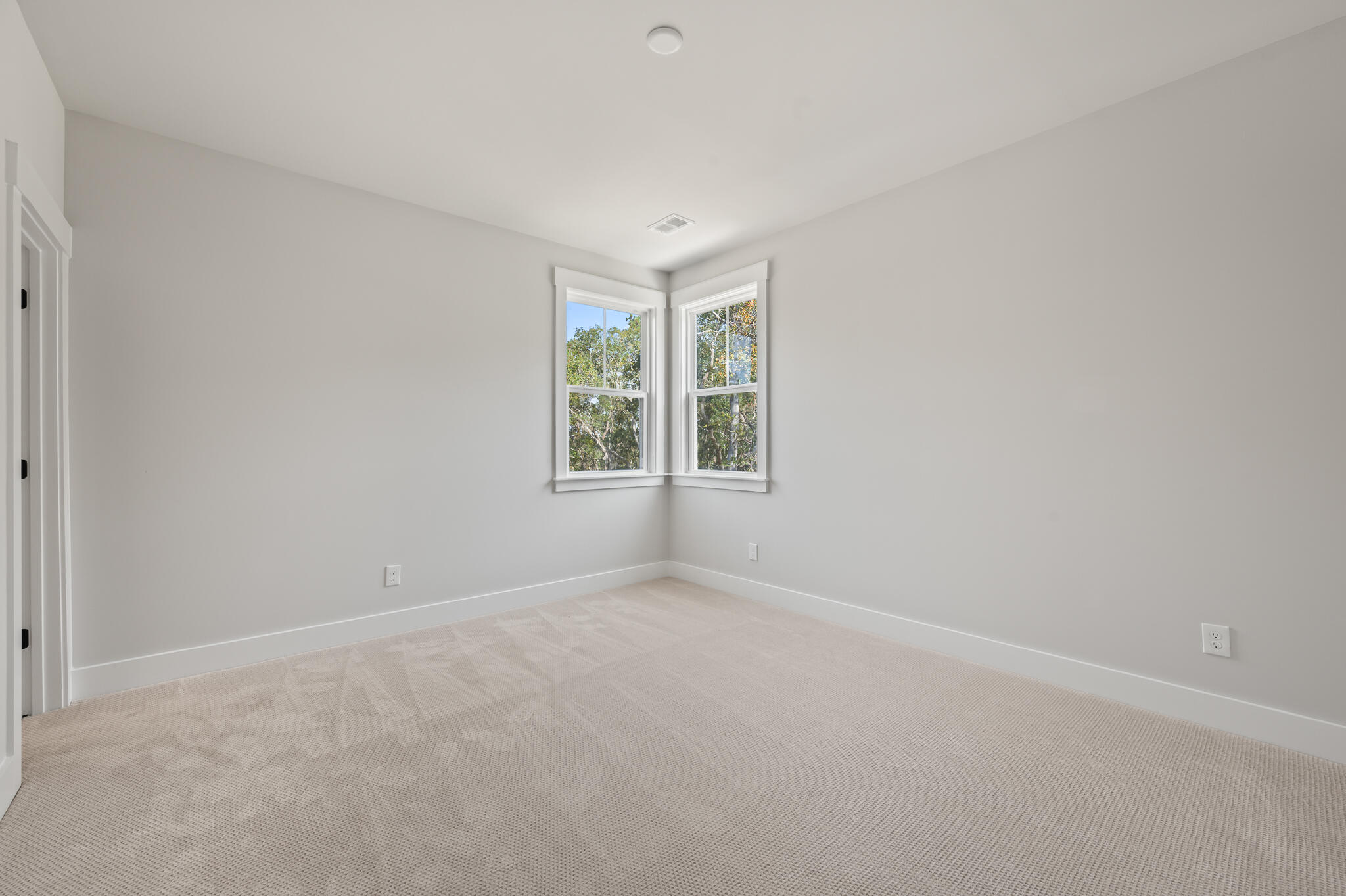 6518 Beagle Club Road Meggett, SC 29449 - Photo 31 of 35 Bedroom 3