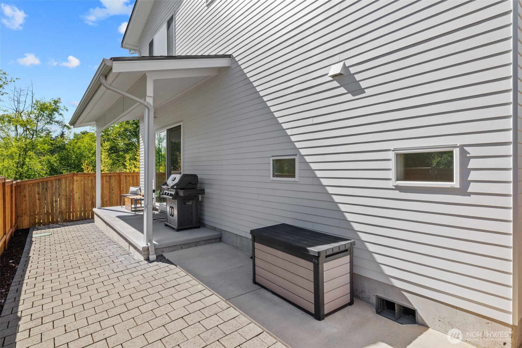 2627 Southwest 100th Street Seattle, WA 98146 - Photo 30 of 34