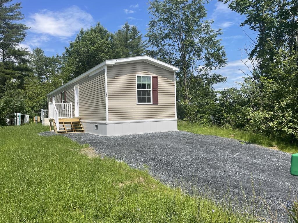 34 Addison Drive Berlin, VT 05602 - Photo 3 of 12