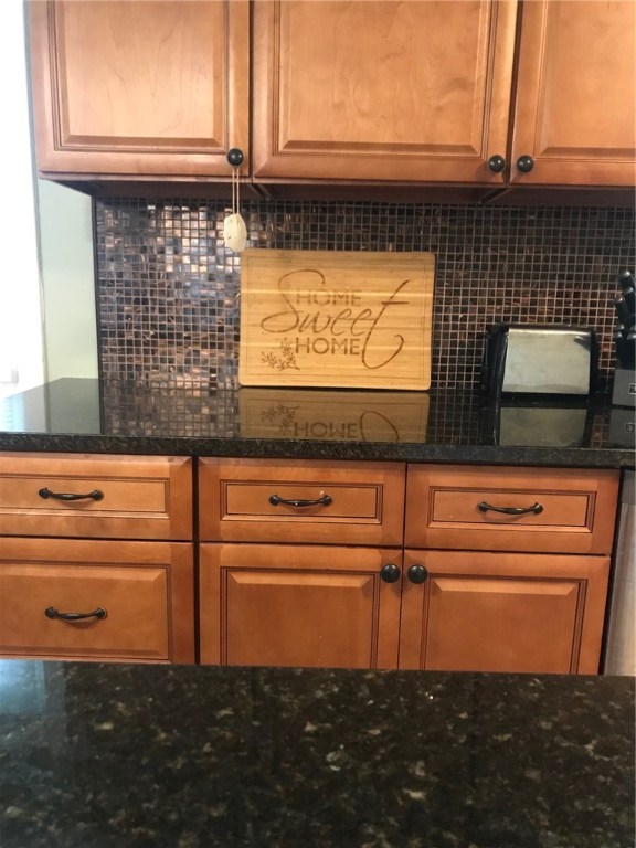 126 Cushing Road Warwick, RI 02888 - Photo 6 of 27 Gallery Image 6