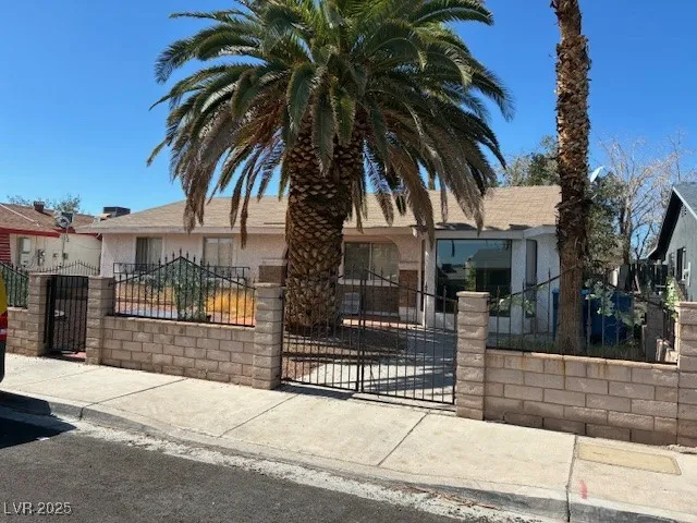 $1,700 | Undisclosed Address, Las Vegas, NV 89142