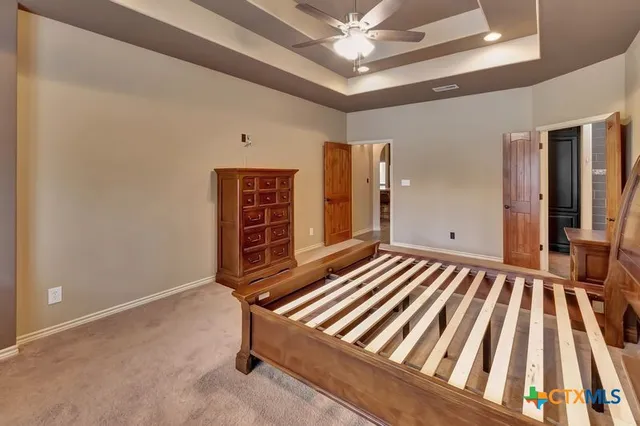 $525,000 | 402 Sunset Drive, Edna, TX 77957