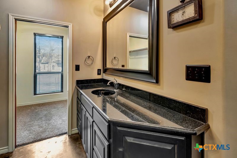 402 Sunset Drive Edna, TX 77957 - Photo 25 of 48