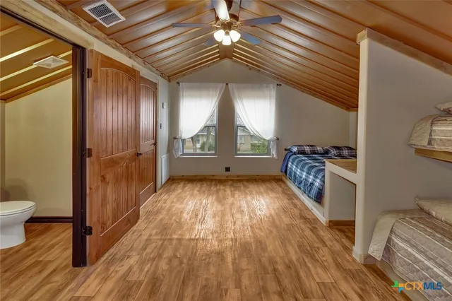 $525,000 | 402 Sunset Drive, Edna, TX 77957