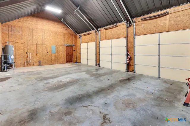 $525,000 | 402 Sunset Drive, Edna, TX 77957