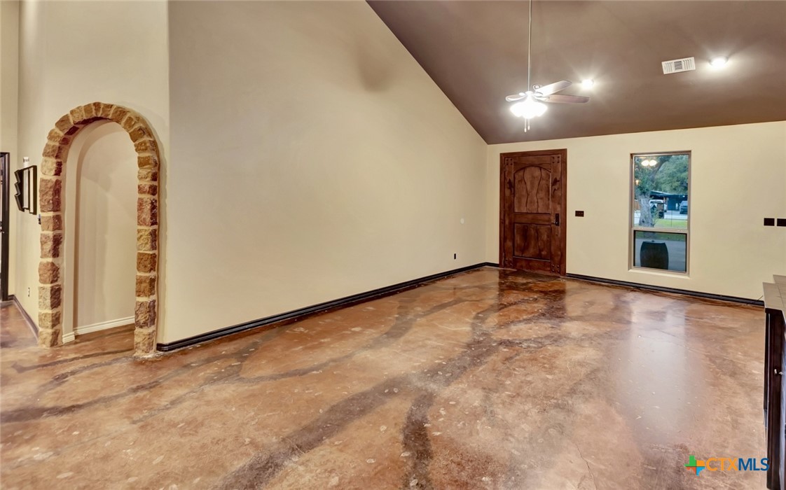 402 Sunset Drive Edna, TX 77957 - Photo 5 of 48