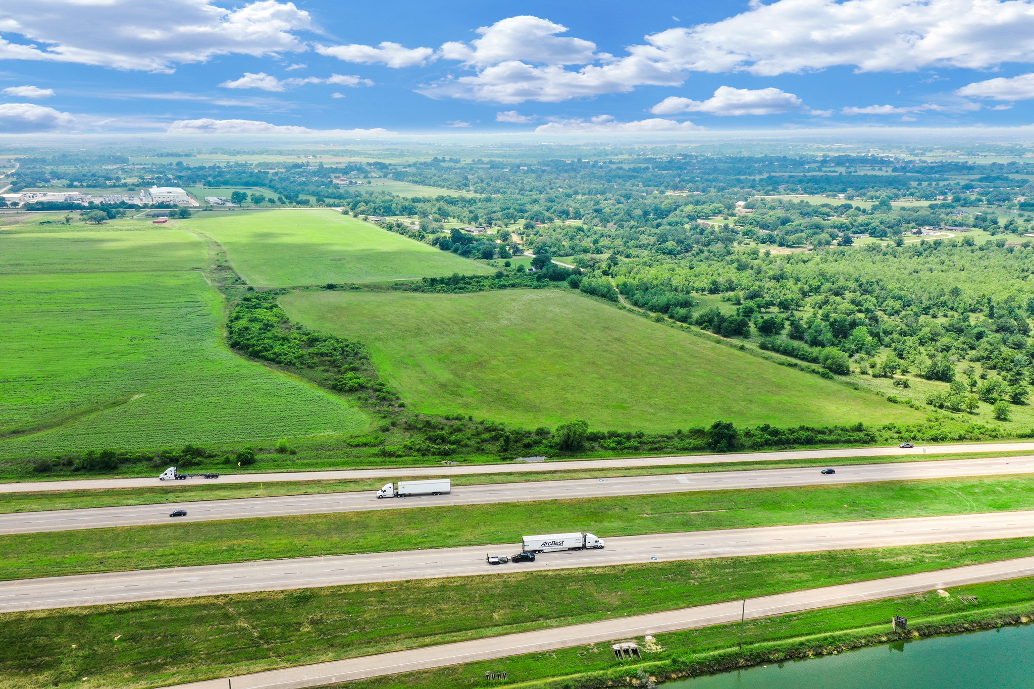 43306 Highway 290 Business Prairie View, TX 77484 - Photo 12 of 14 South-facing view from Hwy 290.