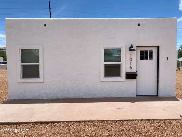 $1,500 | 1016 East Lee Street, Unit 1, Tucson, AZ 85719