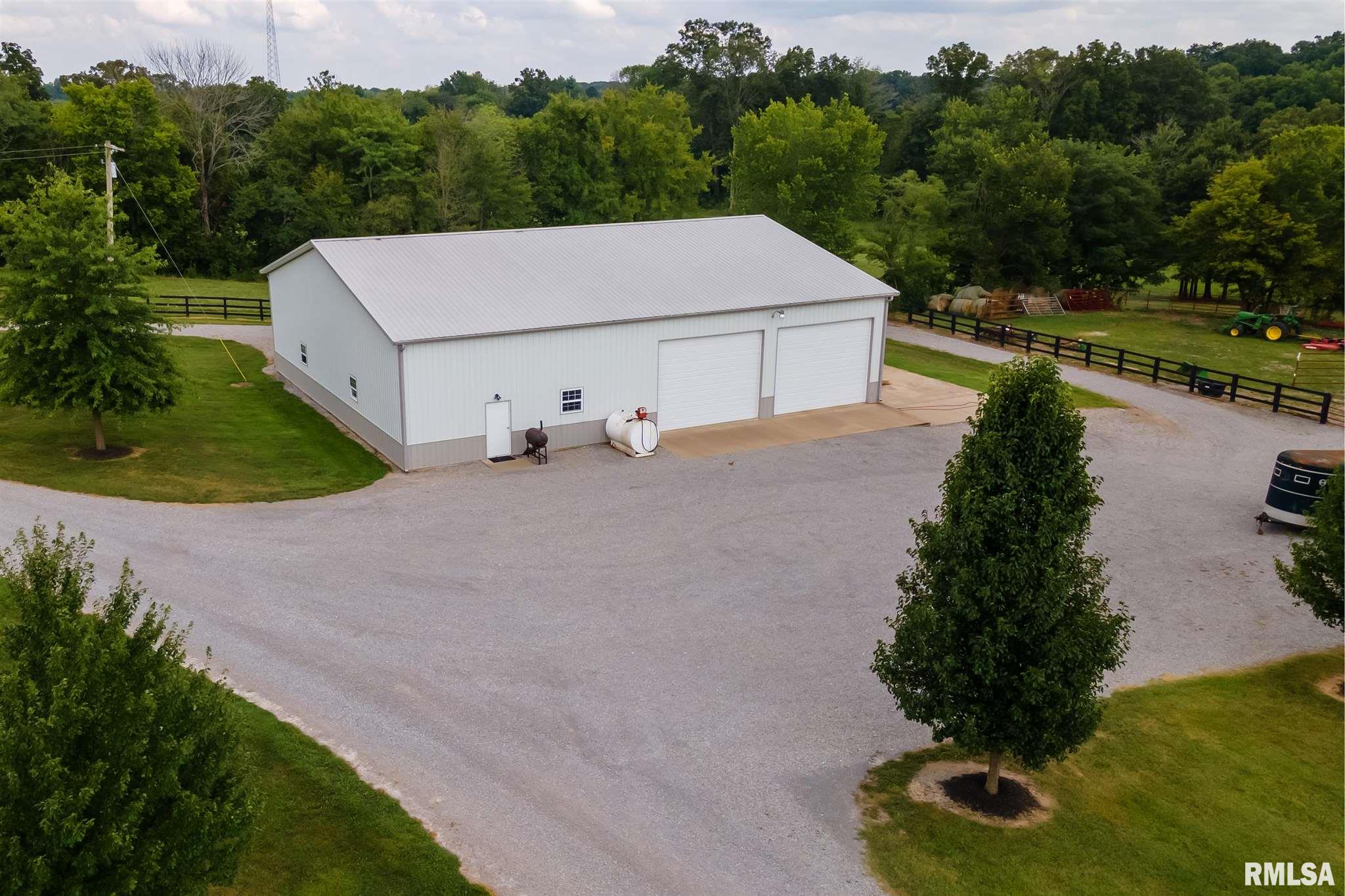 8817 Stonefort Road Creal Springs, IL 62922 - Photo 44 of 48