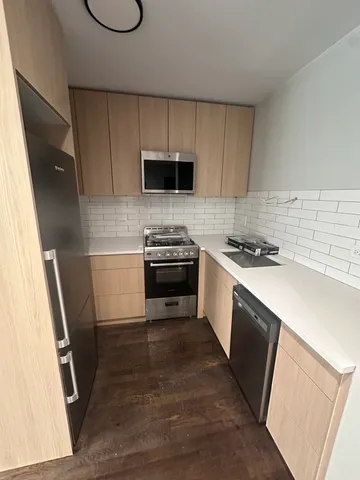 $1,595 | 541 West Oakdale Avenue, Unit 307, Chicago, IL 60657