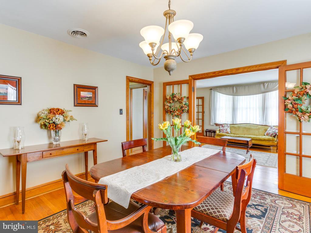 1220 Ten Oaks Road Baltimore, MD 21227 - Photo 21 of 87 Gallery Image 21