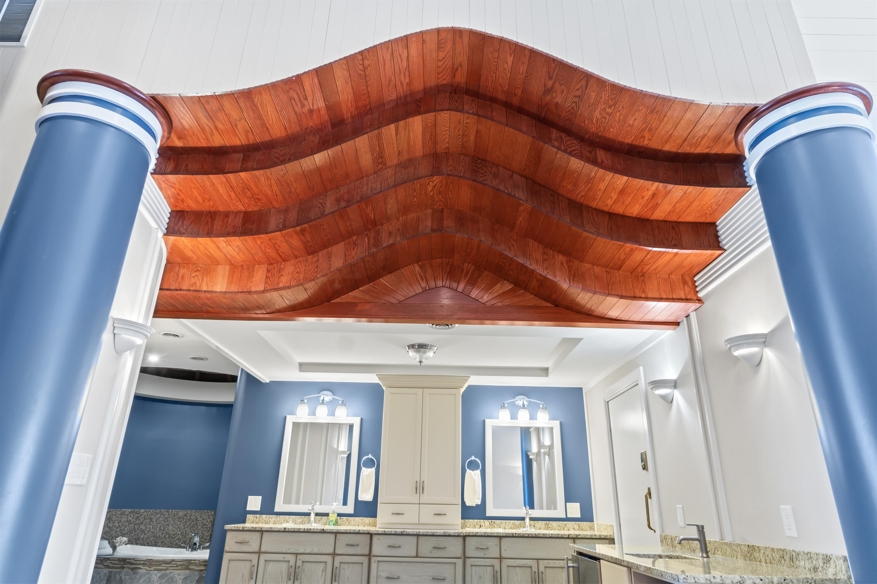 238 Laudholm Farm Road Wells, ME 04090 - Photo 32 of 71 Primary Suite