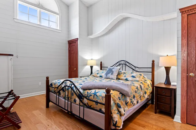 $1,995,000 | 238 Laudholm Farm Road, Wells, ME 04090