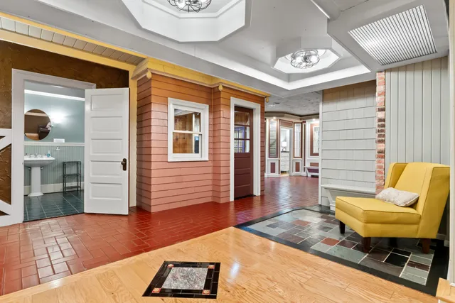 $1,995,000 | 238 Laudholm Farm Road, Wells, ME 04090