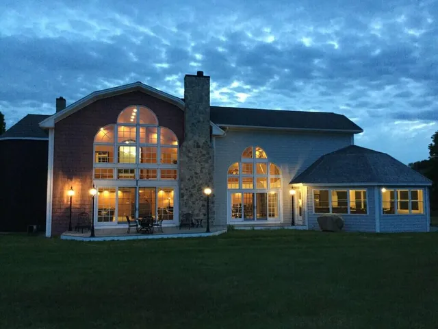 $1,995,000 | 238 Laudholm Farm Road, Wells, ME 04090