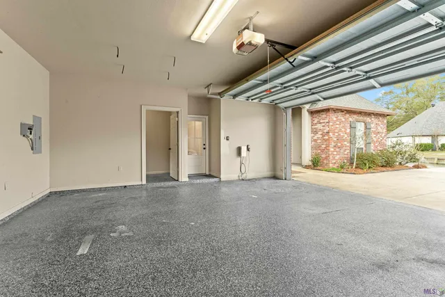 $304,900 | 30460 Trace Lane, Walker, LA 70785