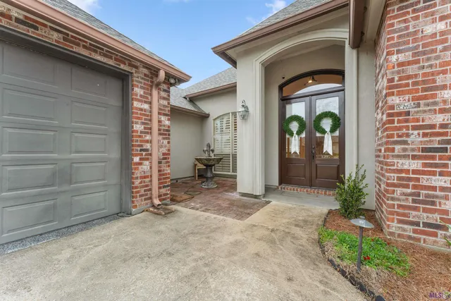 $304,900 | 30460 Trace Lane, Walker, LA 70785