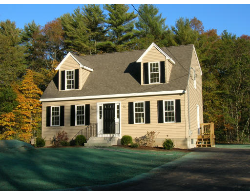 127 Bay Road Norton, MA 02766 - Photo 1 of 5 Gallery Image 1