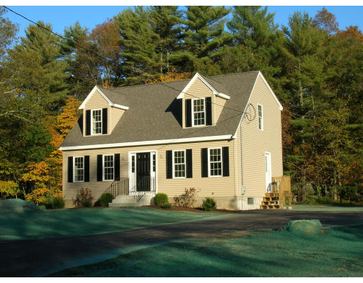 127 Bay Road Norton, MA 02766 - Photo 2 of 5 Gallery Image 2