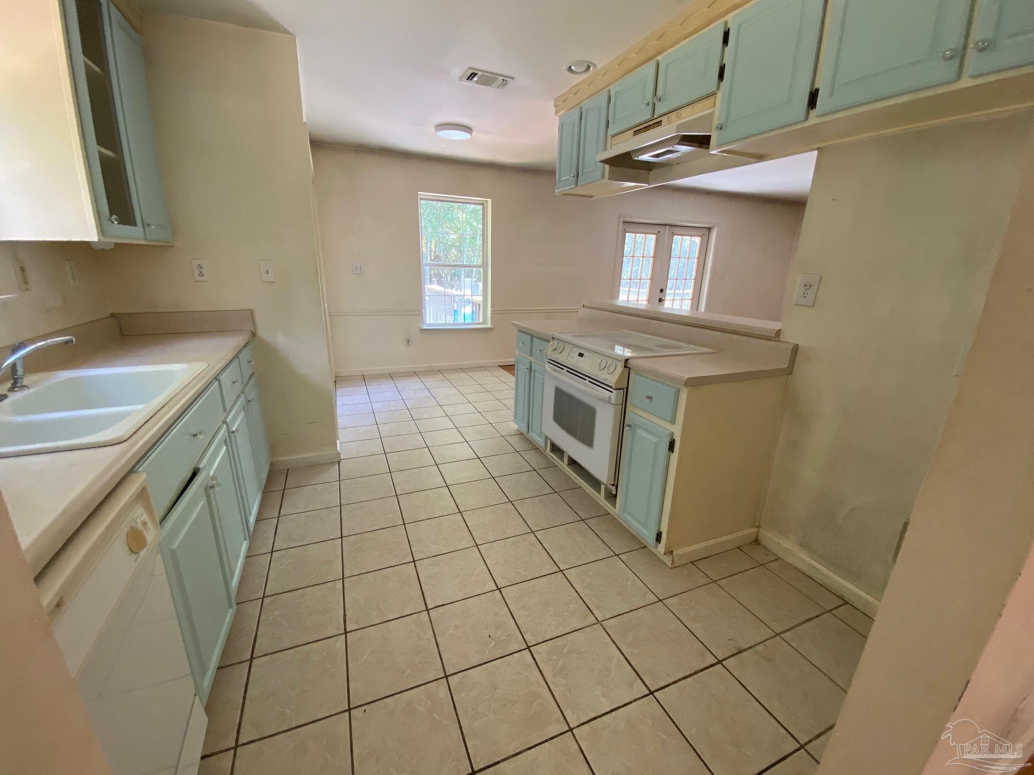1820 Garcon Point Road Milton, FL 32583 - Photo 8 of 13 Gallery Image 8