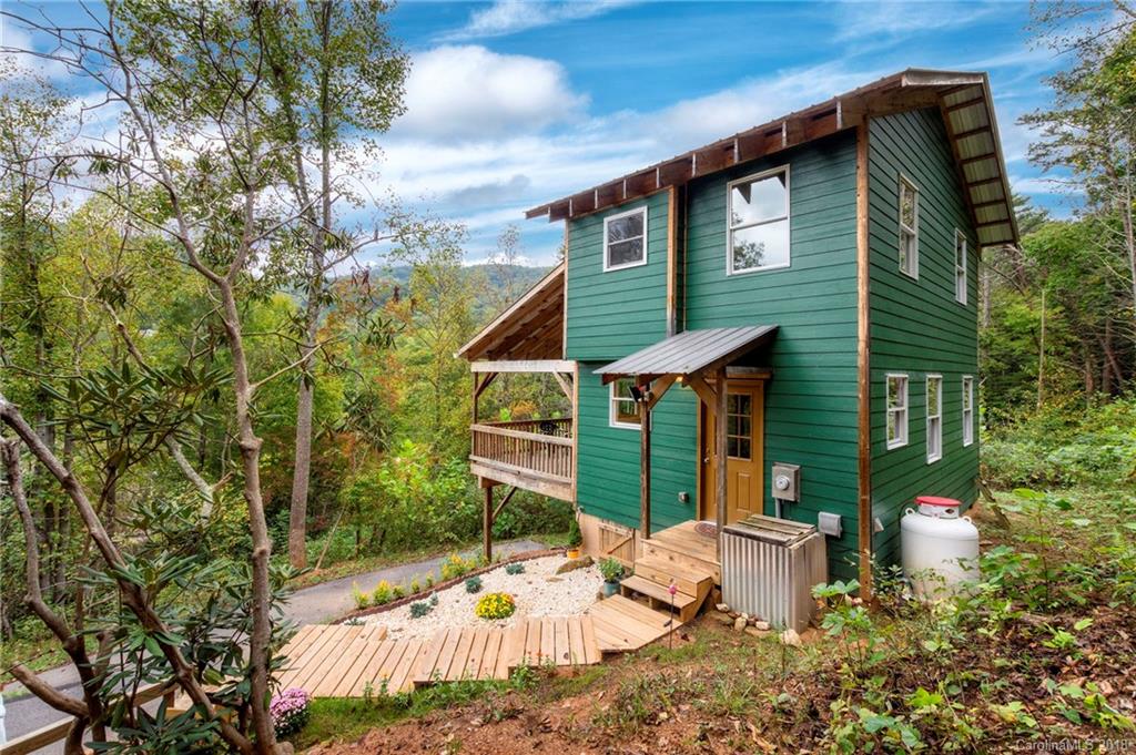 1109 Bee Tree Road Swannanoa, NC 28778 - Photo 1 of 18 Gallery Image 1