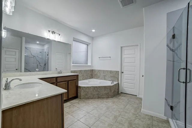 $464,900 | 5007 Sawmill Terrace Lane, Spring, TX 77389