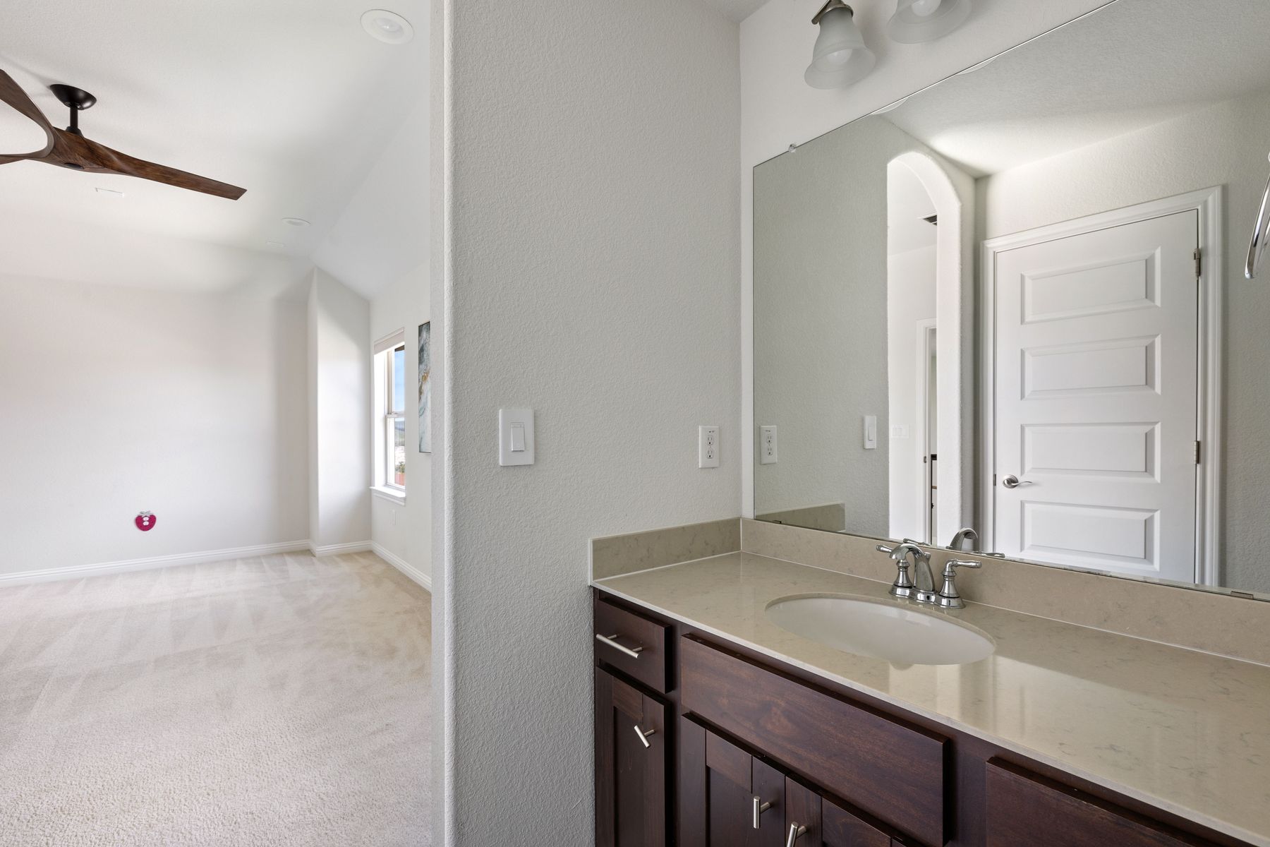 2301 Fossetta View Leander, TX 78641 - Photo 28 of 40