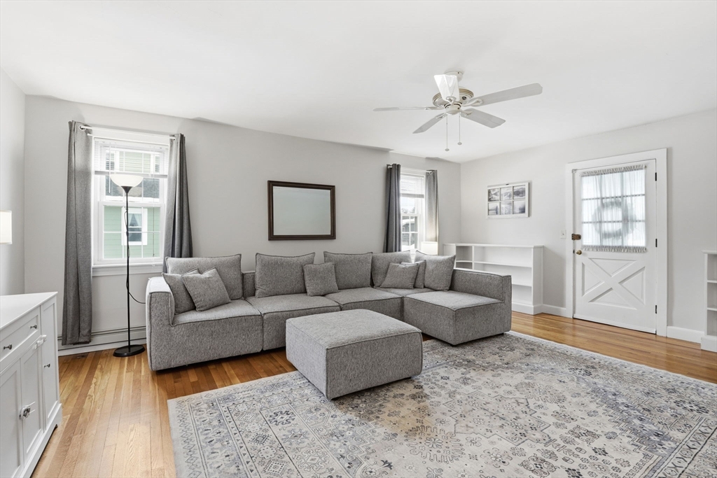 44 Reed Avenue Weymouth, MA 02190 - Photo 5 of 37