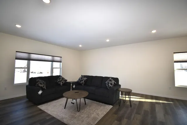 $379,000 | 516 Washington Street Southeast, Warroad, MN 56763