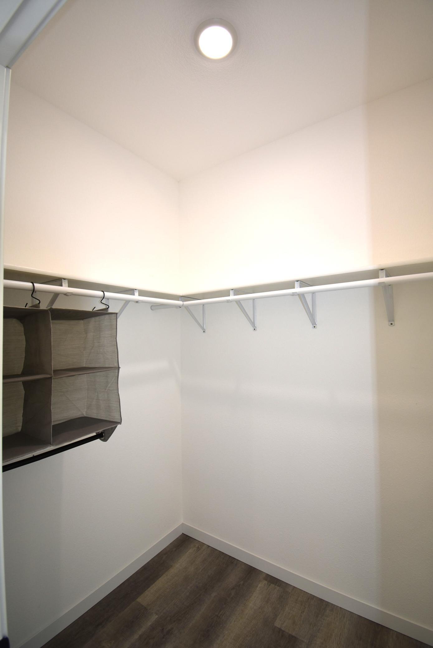 516 Washington Street Southeast Warroad, MN 56763 - Photo 16 of 34