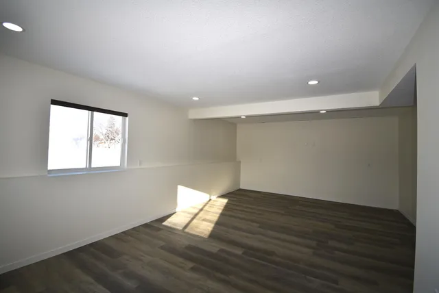 $379,000 | 516 Washington Street Southeast, Warroad, MN 56763