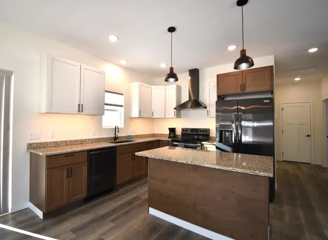 $379,000 | 516 Washington Street Southeast, Warroad, MN 56763