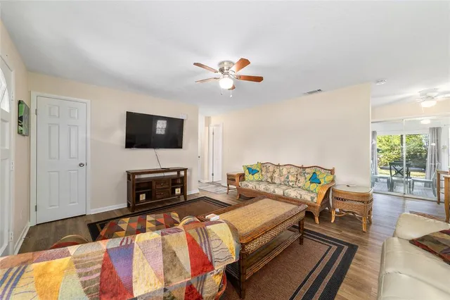 $205,000 | 21529 Southwest Honeysuckle Street, Dunnellon, FL 34431