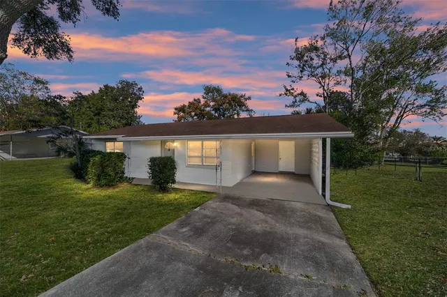 $205,000 | 21529 Southwest Honeysuckle Street, Dunnellon, FL 34431