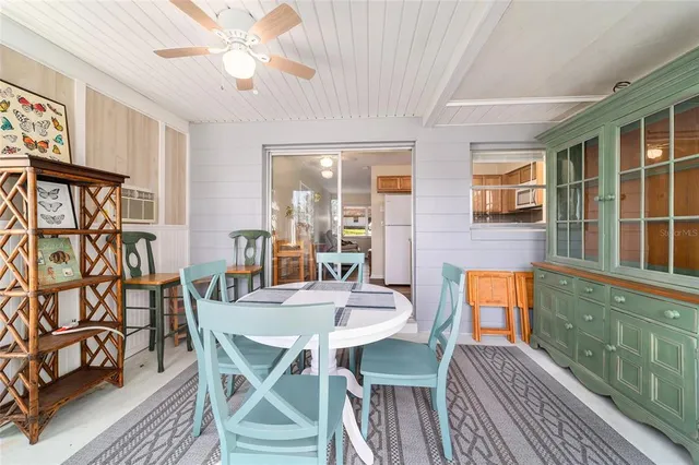 $205,000 | 21529 Southwest Honeysuckle Street, Dunnellon, FL 34431