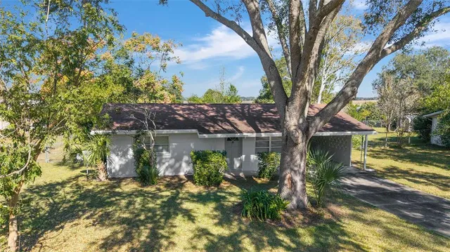 $205,000 | 21529 Southwest Honeysuckle Street, Dunnellon, FL 34431