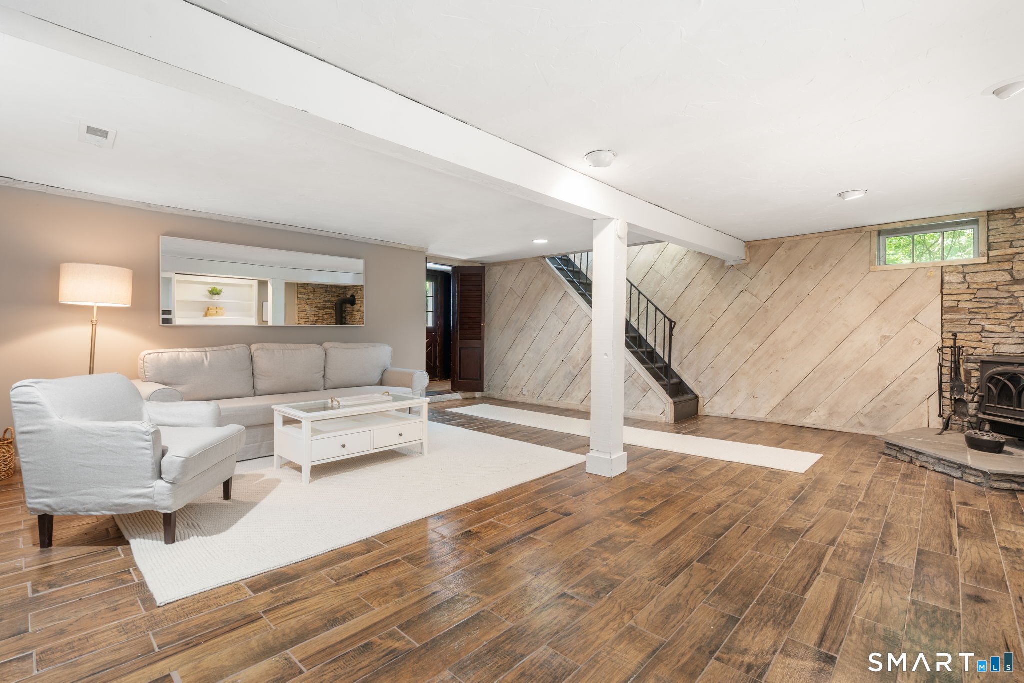 209 Compo Road South Westport, CT 06880 - Photo 23 of 33 Gallery Image 23