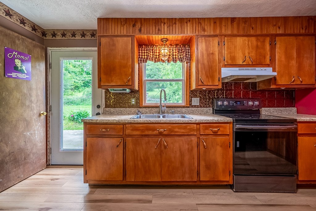 451 Payne Town Road Max Meadows, VA 24360 - Photo 13 of 50 Gallery Image 13