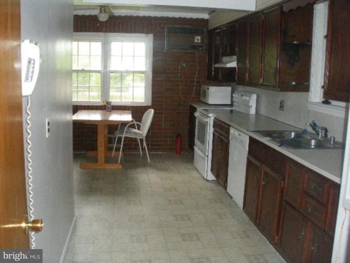 2506 Randolph Road Silver Spring, MD 20902 - Photo 3 of 12 Kitchen