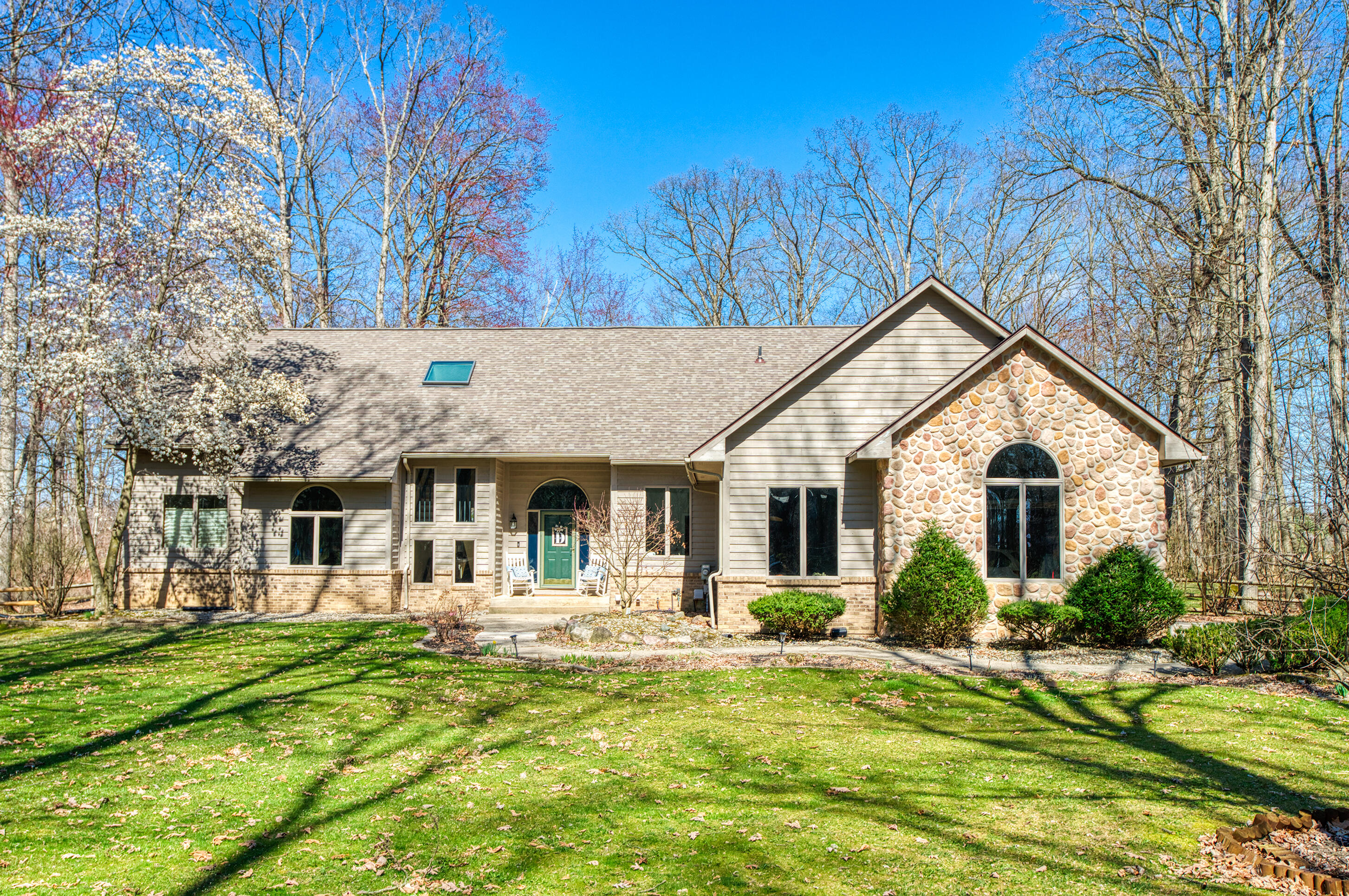 6310 Stofer Road Chelsea, MI 48118 - Photo 2 of 63 DSC06187_13