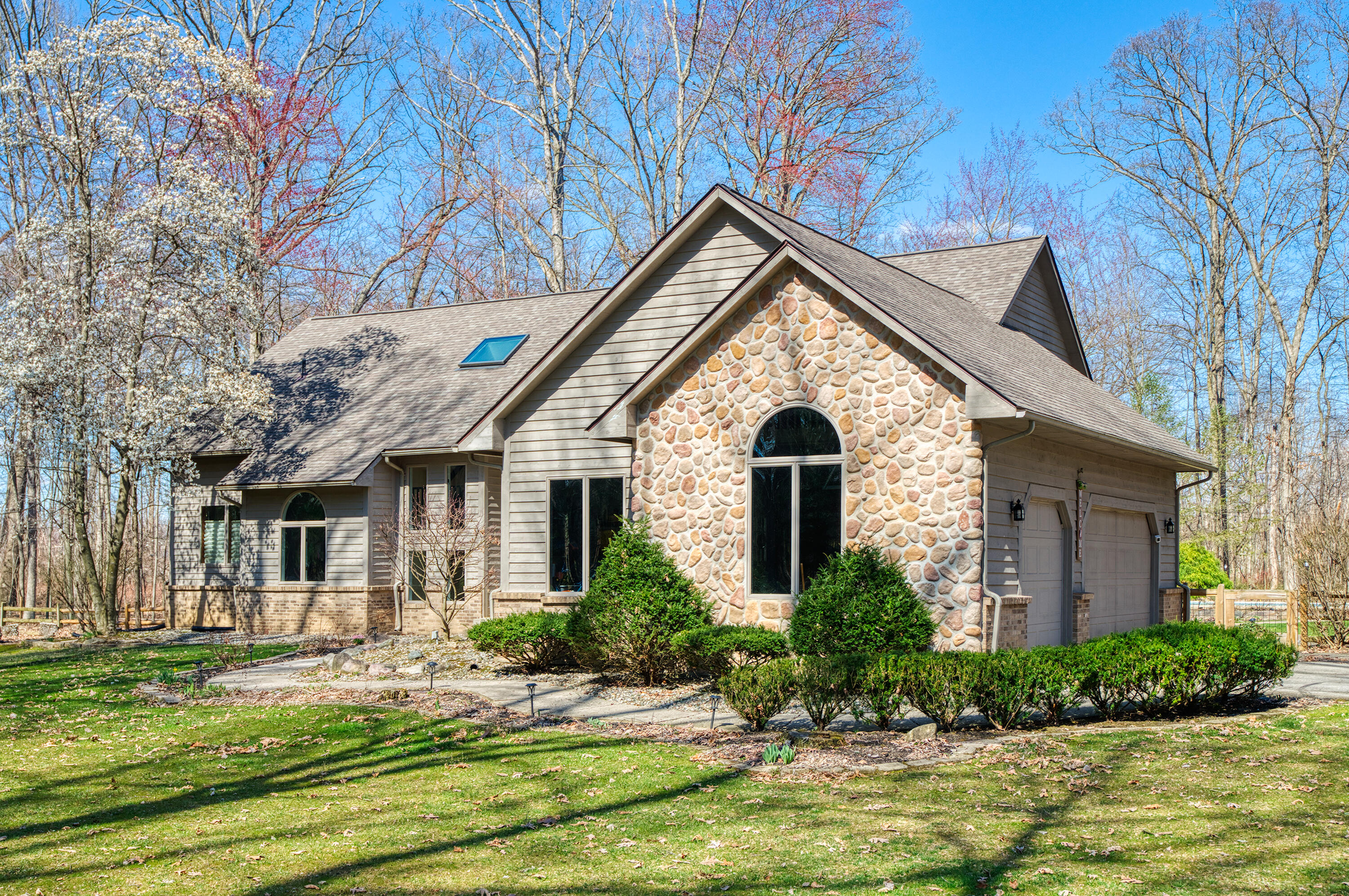 6310 Stofer Road Chelsea, MI 48118 - Photo 3 of 63 DSC06190_14