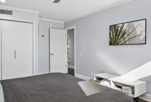 $259,900 | 1655 East Palm Canyon Drive, Unit 511, Palm Springs, CA 92264