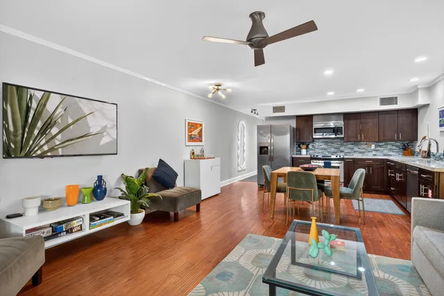 $259,900 | 1655 East Palm Canyon Drive, Unit 511, Palm Springs, CA 92264