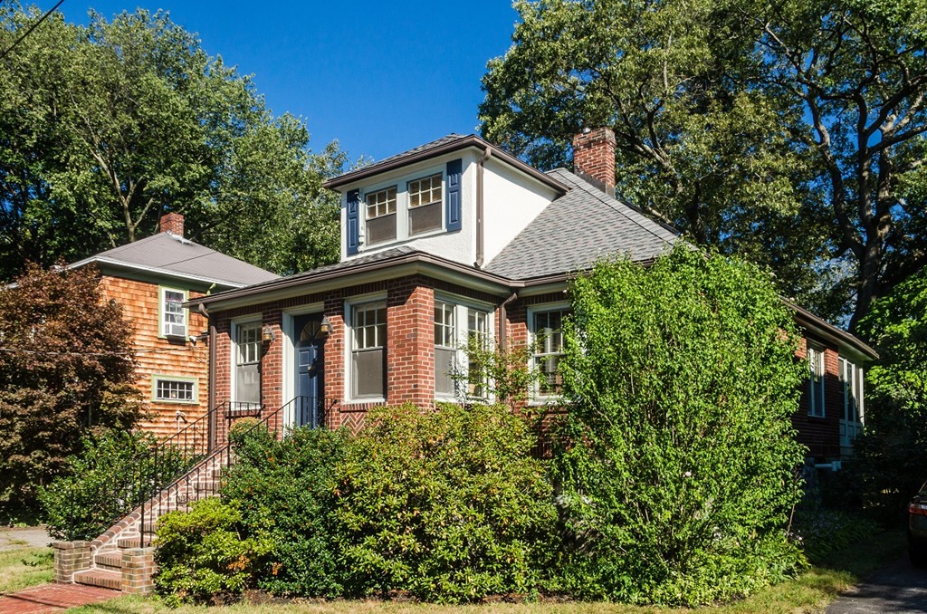 5 Lennoco Road Boston, MA 02130 - Photo 1 of 12 Gallery Image 1